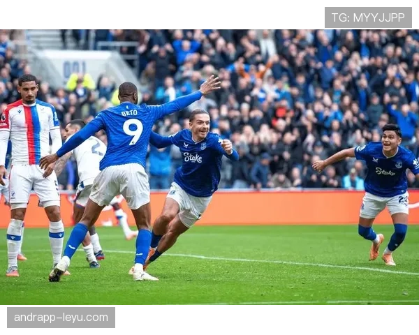 英超争冠白热化,曼城强势回暖搅动冠军格局 英超争冠白热化,曼城强势回暖搅动冠军格局